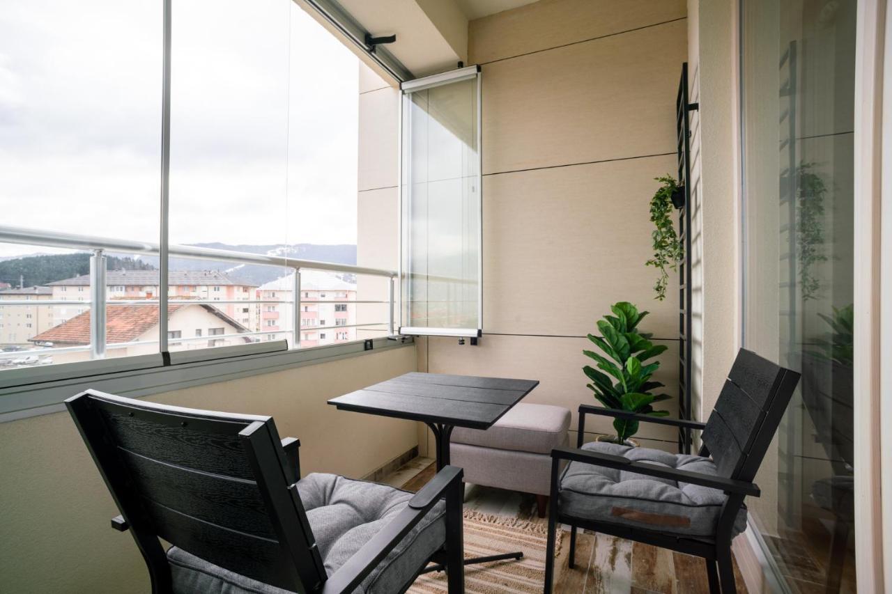 Apartman G8 Deluxe Pale Dış mekan fotoğraf